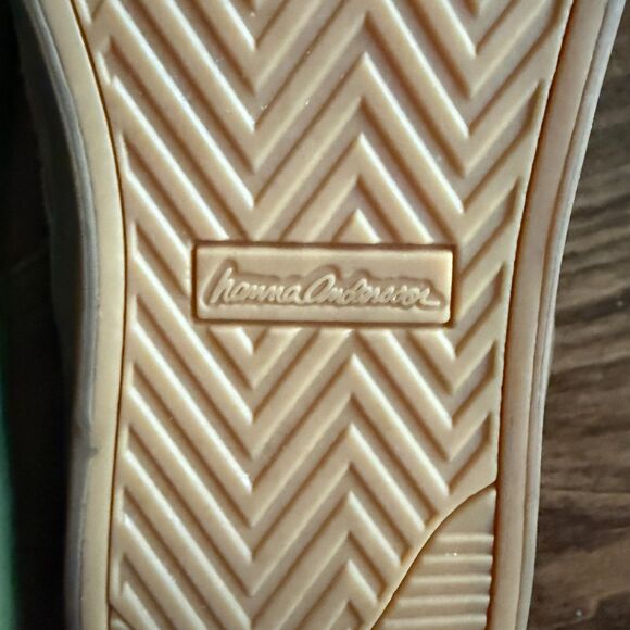 Hanna Andersson Tan Suede Chukka Hybrid Sneaker Boys' 13 - Picture 12 of 15